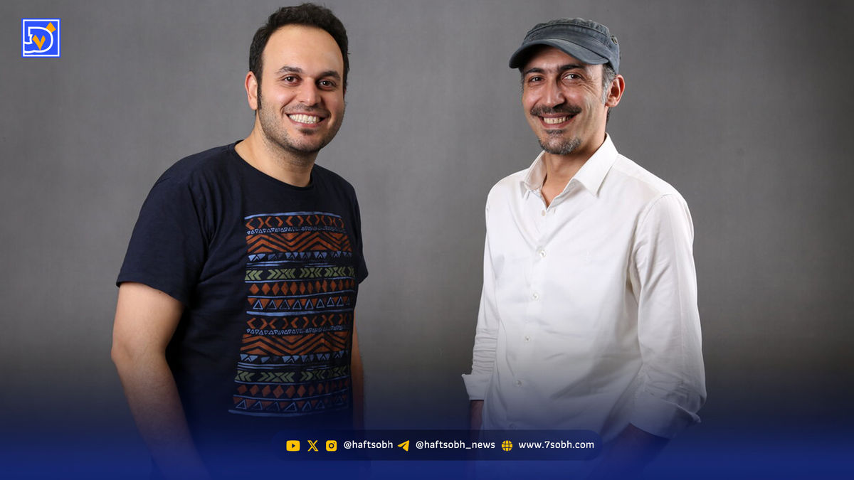 ایستاده در غبار افتاده در تکرار