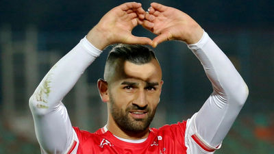 مهاجم خارجی در باشگاه پرسپولیس دیده شد
