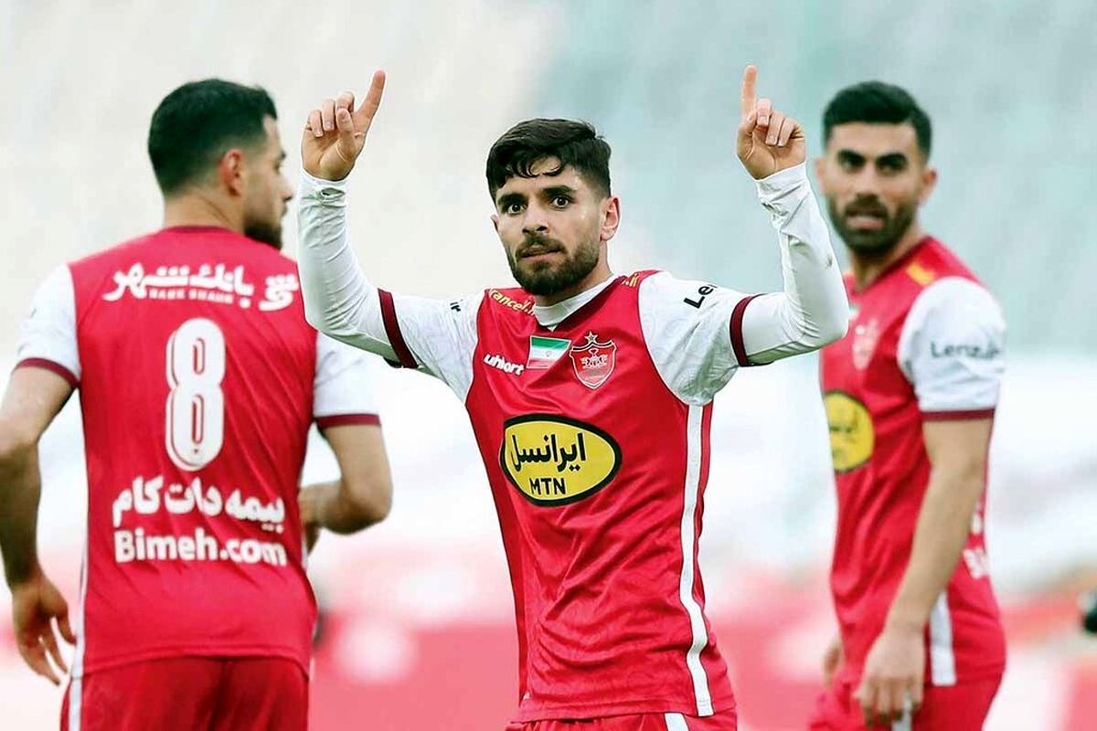 محمد عمری، اولین خروجی قطعی پرسپولیس در نیمفصل
