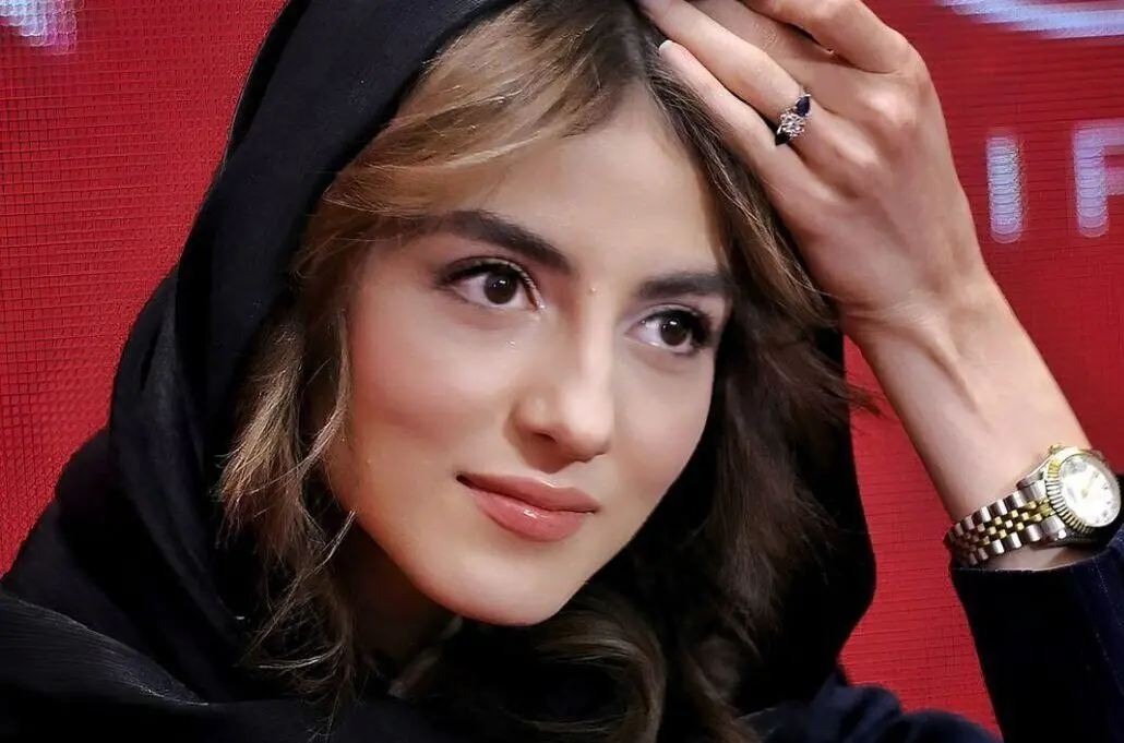 نقش پردیس پورعابدینی در سرخ و سیاه چیست؟ / بیوگرافی پردیس عابدینی بازیگر نقش طاووس در سریال سرخ و سیاه