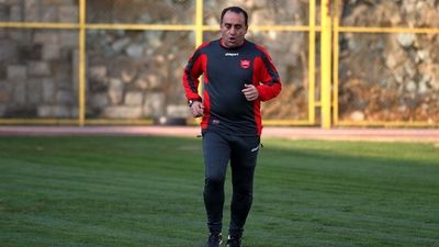 از درست کردن ابرو به تزریق بوتاکس؛ گلر پرسپولیس مرحله جدید "آنلاک" کرد! +عکس