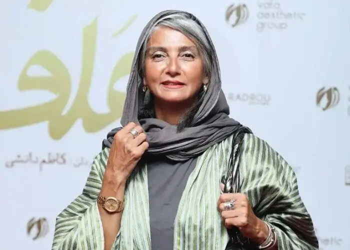 رویا جاوید نیا