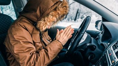 8 نفر در سانحه رانندگی در محور قلعه‌ گنج - رمشک جان خود را از دست دادند