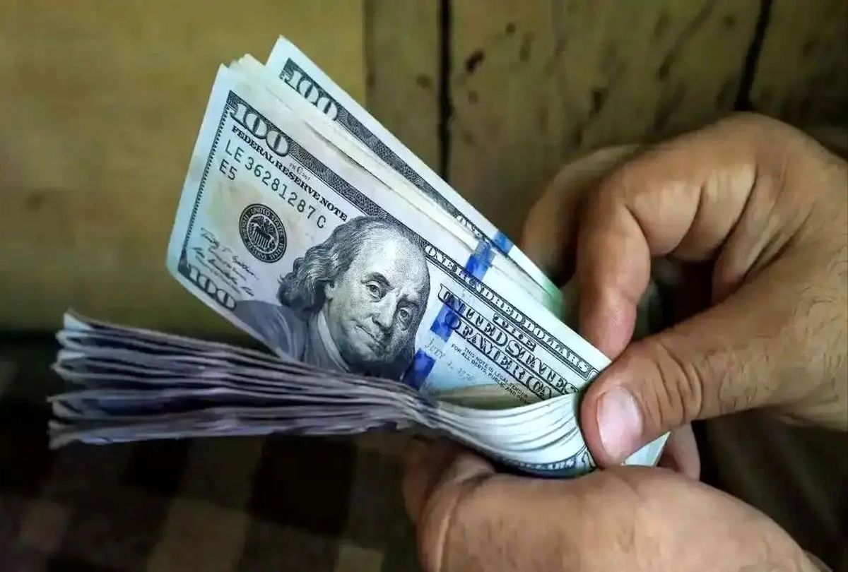پیش بینی قیمت دلار ۴ اردیبهشت ۱۴۰۴؛ دلار در ایستگاه آرامش