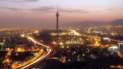 سفر در زمان؛ سارا و نیکا پایتخت در پشت صحنه سال 96
