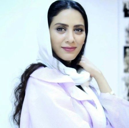 بیوگرافی مونا فرجاد,مونا فرجاد,عکس مونا فرجاد