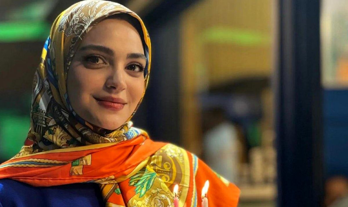 ازدواج دو مجری صداوسیما در روز آغازین جنگ + عکس مراسم و لباس عروس