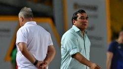 شوخی خداداد عزیزی با گزارشگر هفت صبح ورزشی!