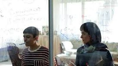 عکس‌های خاص پریناز‌ ایزدیار ‌در حاشیه اکران فیلم سینمایی «زن و بچه»