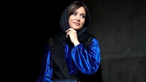 فیلم کامیون سواری پریناز ایزدیار 