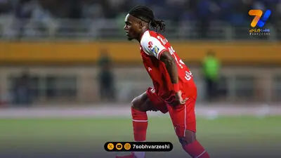 مدیرعامل پرسپولیس به تاج نامه زد!