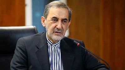 گفت‌وگوی تلفنی دکتر ولایتی با نوری المالکی درباره تحولات منطقه و تأکید بر حمایت از جبهه مقاومت