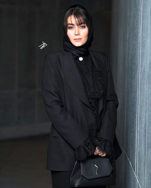 استایل‌های ساده هدیه بازوند