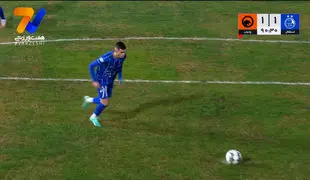 اعلام پنالتی برای استقلال و گل اول استقلال به پادیاب