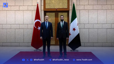 فیلم لحظه پایین کشیدن پرچم حکومت جولانی توسط دروزها در دمشق 