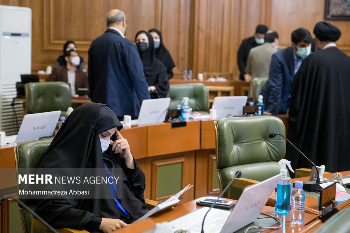 حمله روزنامه شهرداری به نرجس سلیمانی؛ پسلرزههای یک انتقاد
