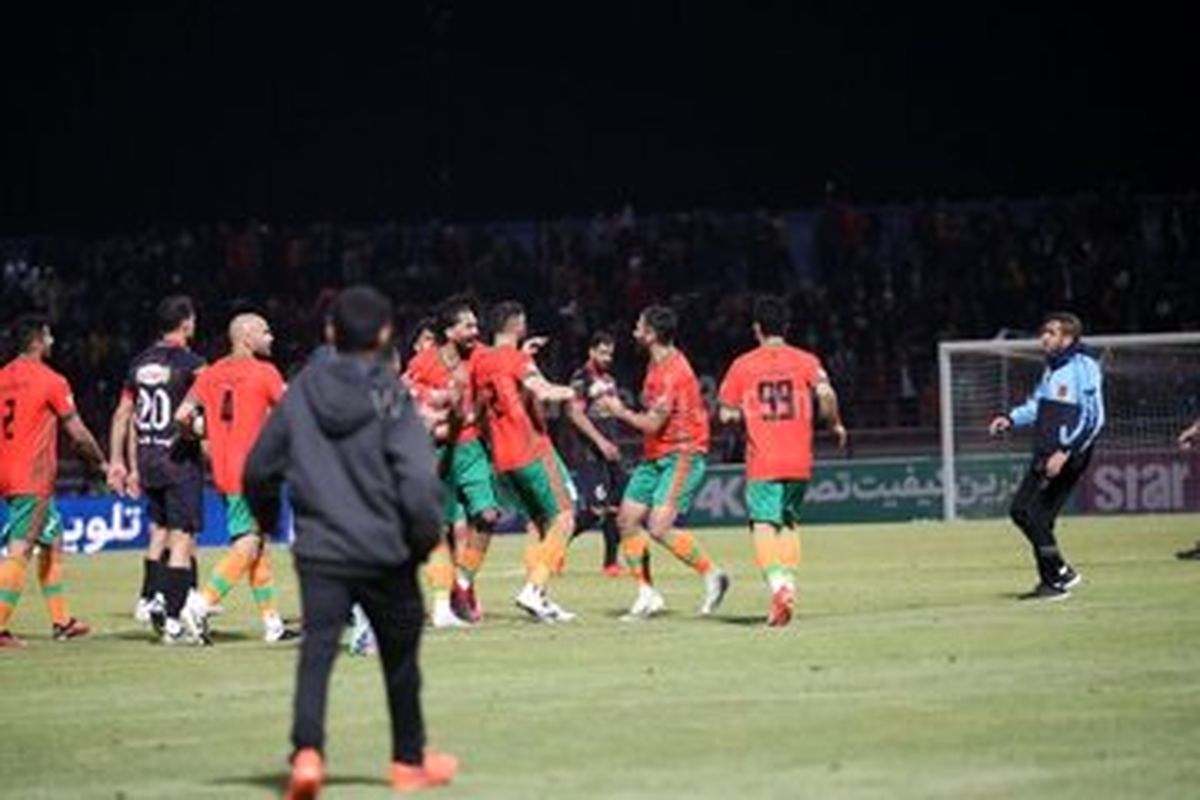 ماجرای درگیری باقری و شهباززاده پس از بازی پرسپولیس چه بود؟