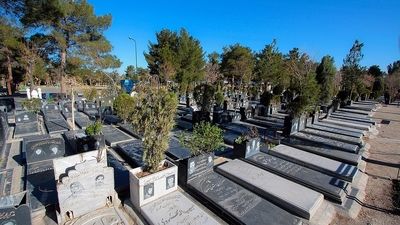 مرسدس بنز  220 میلیاردی در آتش خاکستر شد + فیلم