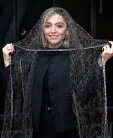 نازنین بیاتی