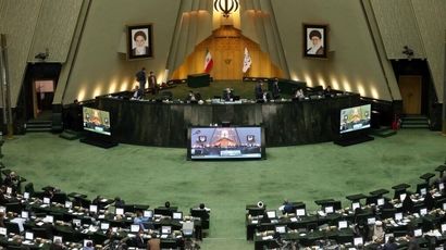 وزیر کشور به مجلس می‌رود