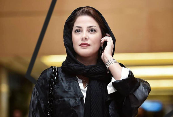 طناز طباطبایی