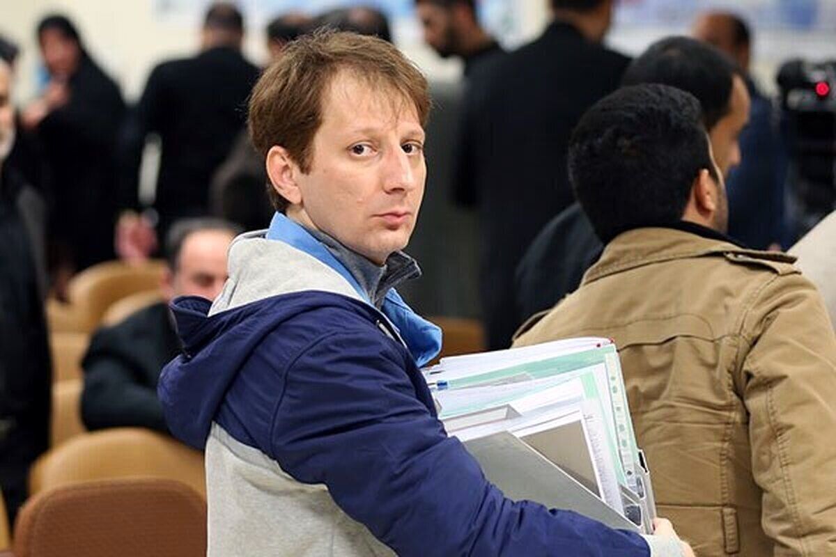 قطارهای میلیاردی بابک زنجانی به مسیر رسیدند؛ ۵۰ واگن بار و سوخت وارد خط شدند
