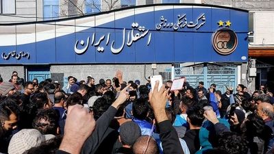 حضور مربی تیم ملی در اردوی استقلال