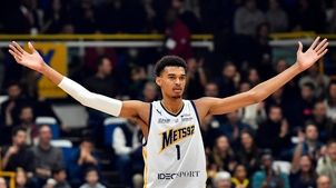 ویکتور ومبانیاما؛ پسر میلیارد دلاری 