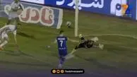 هدیه مدیران استقلال به آلومینیوم؛ بازیکن استقلال مانع گلزنی یاسر آسانی