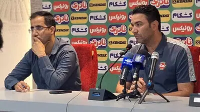 نکونام: از پرسپولیس محبی و بیفوما و از استقلال آسانی و کوشکی را بگیرید، چطور می‌توانند گل بزنند؟