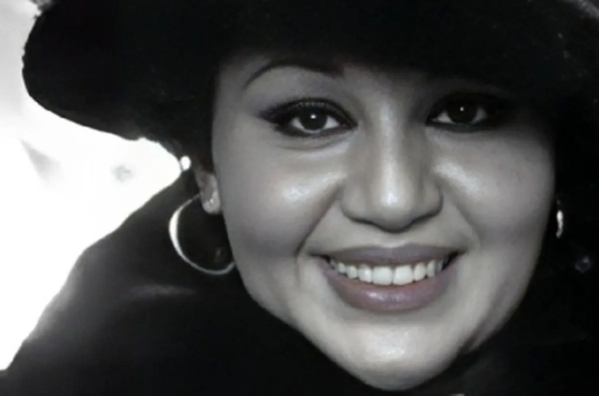 آلبوم عروسی هایده؛ وقتی اسطوره موسیقی ایران با ۱۳ سال سن راهی خانه بخت شد