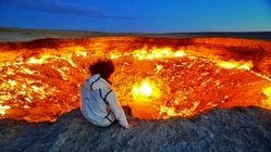 دروازه جهنم در ترکمنستان؛ گودالی از آتش که دهه هاست روشن است + ویدئو