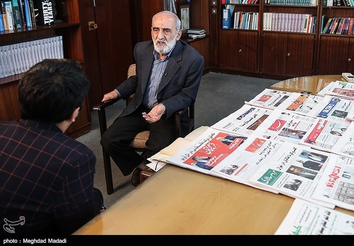 عصبانیت کیهان از پزشکیان به خاطر دستور بازگشت اخراجیهای دانشگاه