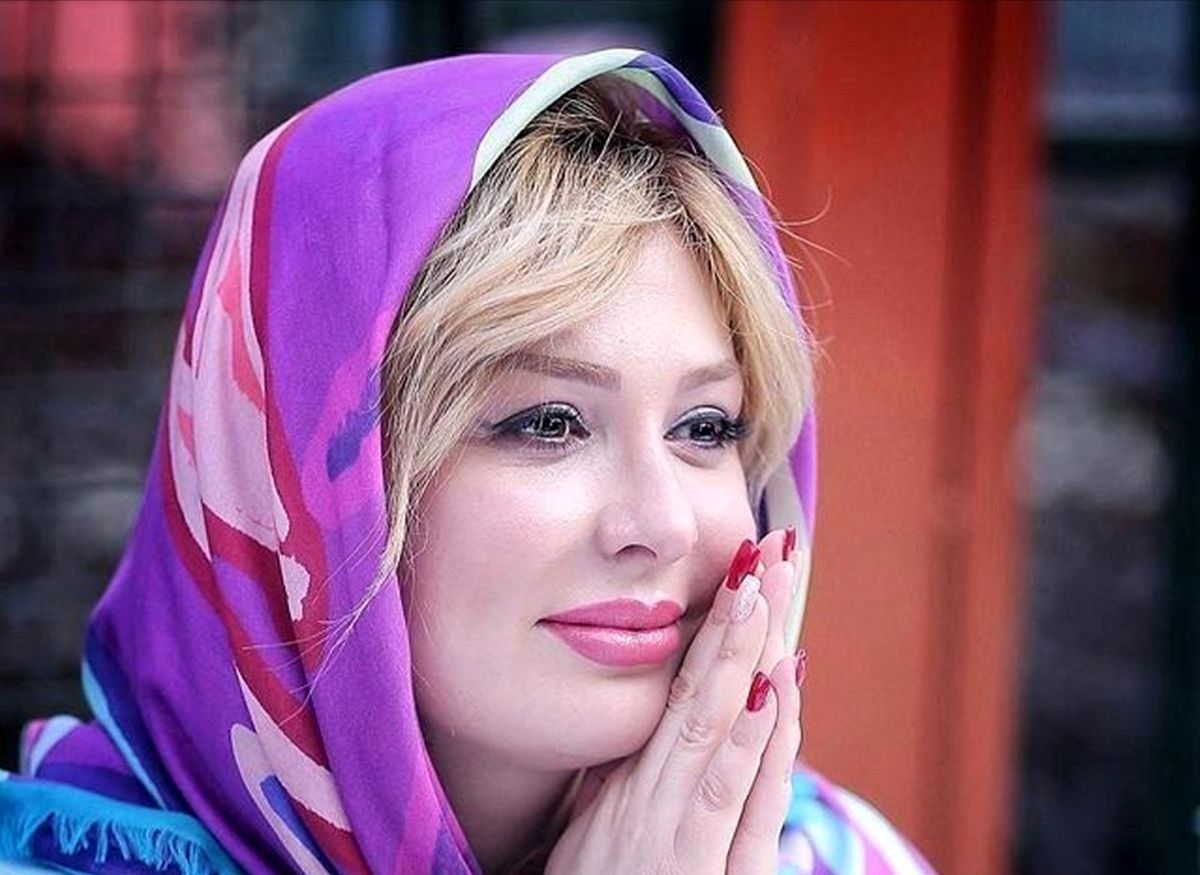نگاهی به سلفی مادر و دختری نیوشا ضیغمی و دخترش لنا