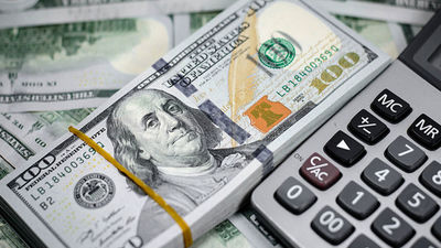 پیش بینی نرخ دلار در روزهای آینده؛ بازار ارز قابل کنترل است؟