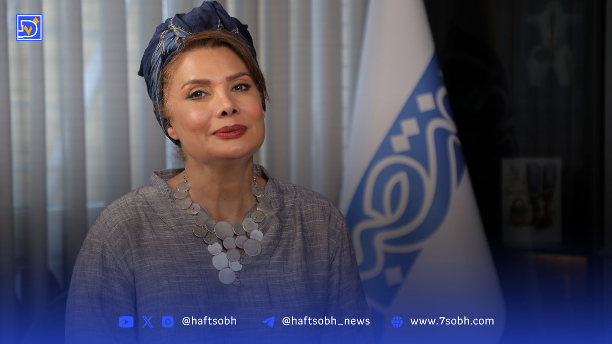 زنی با دو چهره، یکصدا و یک قلب| گفتگوی خواندنی با عاطفه رضوی