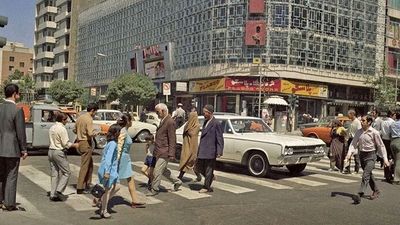 سفر در زمان؛ نگاهی به خیابان ولیعصر تهران سال 1328