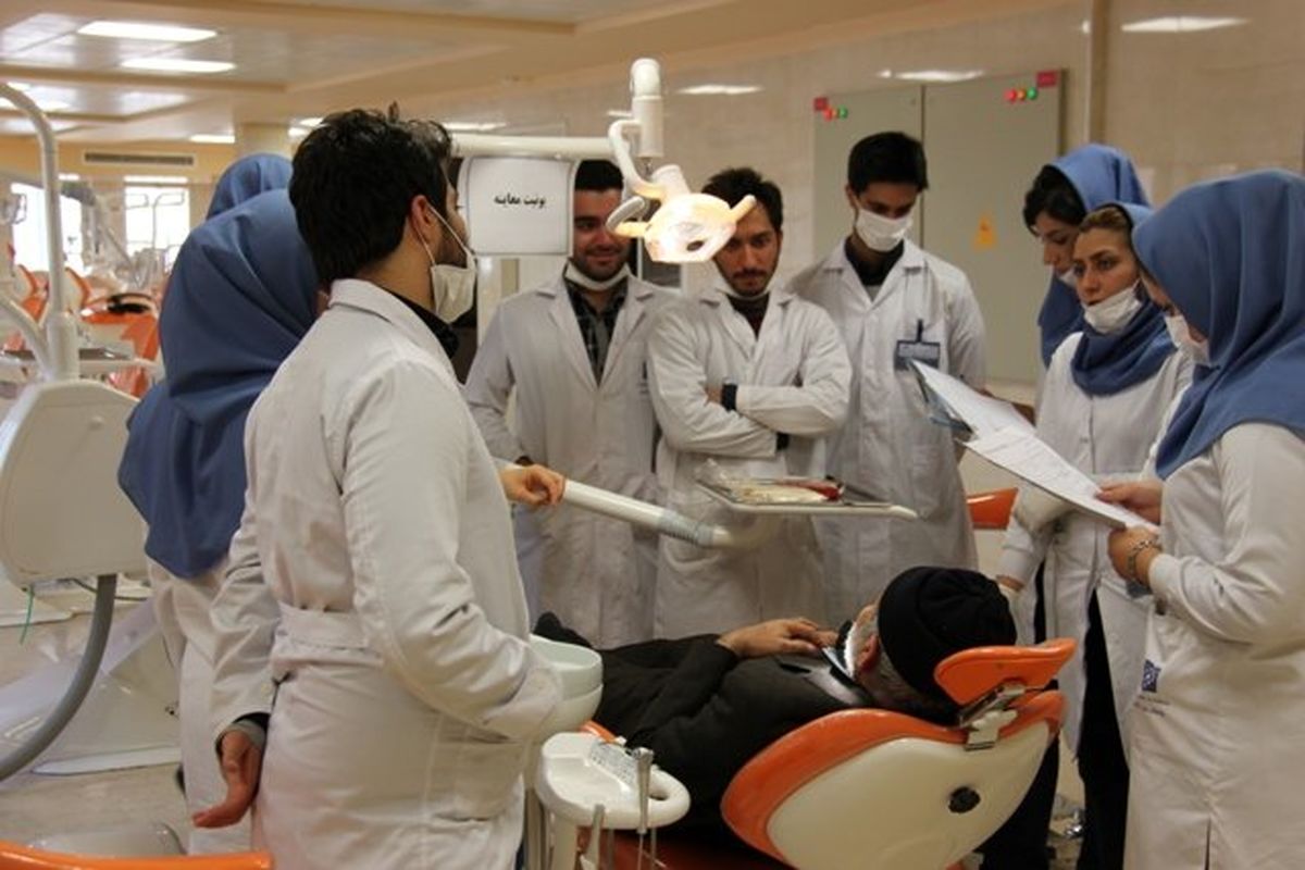 آمار عجیب ساعت کاری رزیدنت‌ها از زبان رئیس سازمان نظام پزشکی