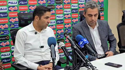 انتقاد فرشاد پیوس به ترکیب وحید هاشمیان در پرسپولیس