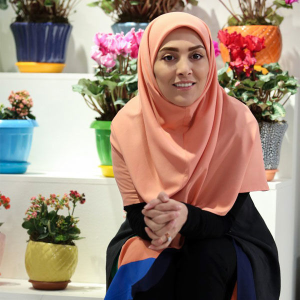 بیوگرافی ژیلا صادقی (Zhila Sadeghi) مجری تلویزیون