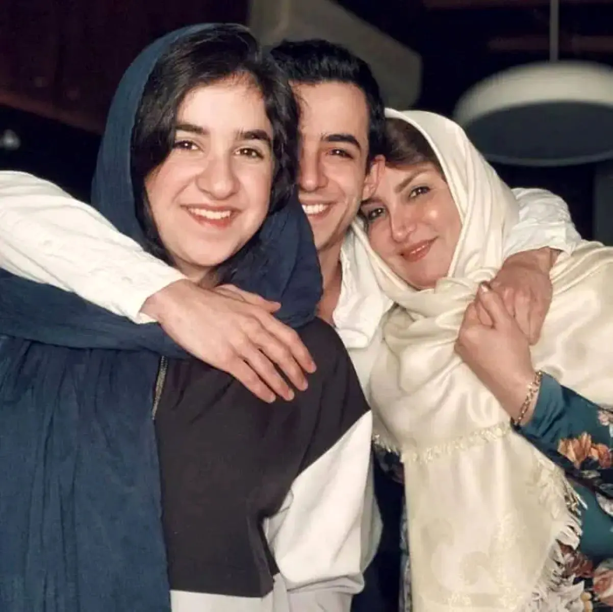 مادر علی شادمان