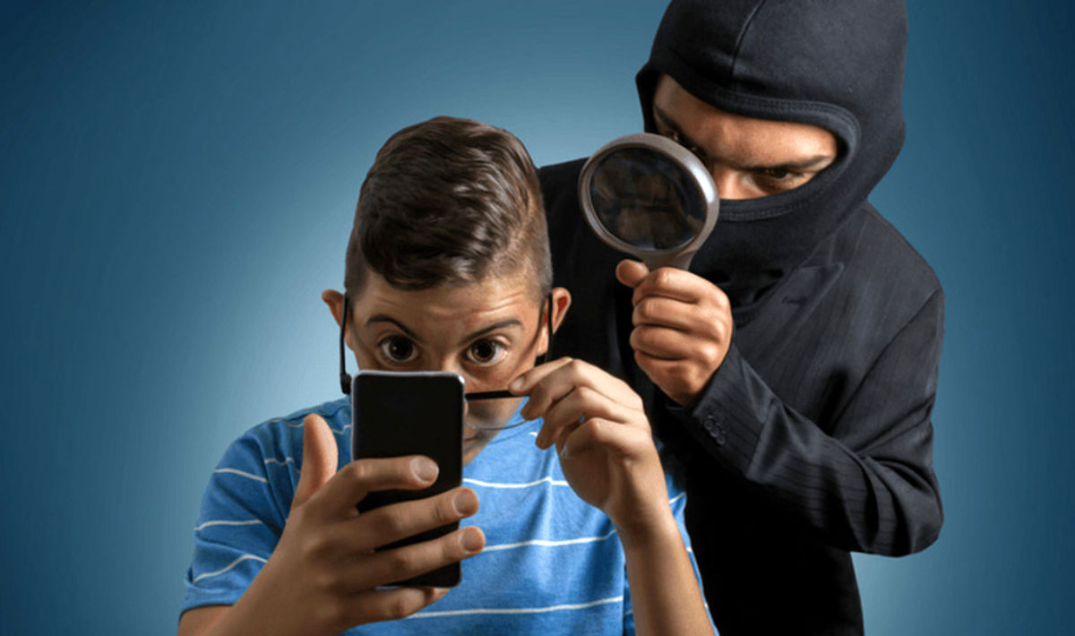 اینستاگرام حرفهای ما را شنود میکند! | یک فرضیه ترسناک و موافقین و مخالفینش