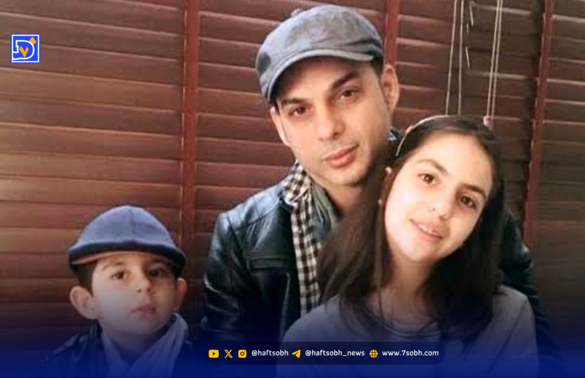 دکوراسیون شاهانه خانه دوبلکس پیمان معادی؛ از مبلمان مدرن طوسی تا راه‌پله‌ فلزی و  تابلوی مدرن و پیانو لوکس