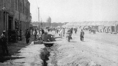 سه‌چرخه‌سواری ناصرالدین‌شاه در کاخ گلستان