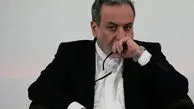 اشک های عباس عراقچی در مراسم تشییع خواهرش