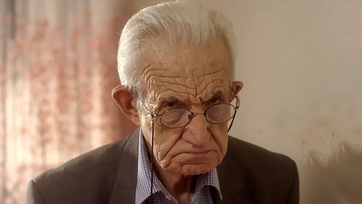 بیوگرافی کامل اردشیر کاظمی؛ پیرمرد دوستداشتنی قاب تلویزیون از شروع فعالت هنری تا زندگی شخصی