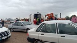 یک کشته و ۸ مصدوم در واژگونی اتوبوس در آزادراه تهران به کرج