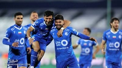 عکس | حرکت غیراخلاقی مدافع پرسپولیس در آبادان