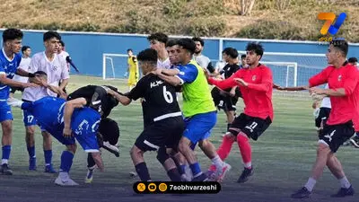 جزییات درگیری استقلال و شاهین از زبان سرمربی آبی ها!
