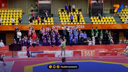 پخش زنده سرود قزاقستان توسط ورزشکاران و کادر فنی؛  ورزشکار قزاقستان سکو را ترک نکرد!